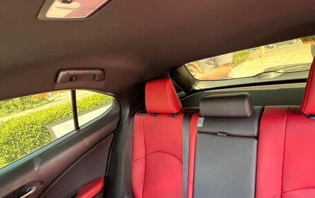 Lexus UX I, 2021 год, 3 390 000 рублей, 10 фотография