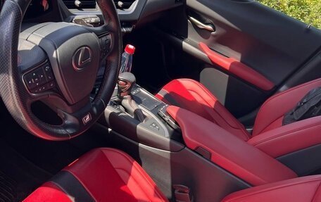 Lexus UX I, 2021 год, 3 390 000 рублей, 7 фотография