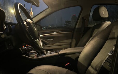 BMW 5 серия, 2016 год, 2 100 000 рублей, 8 фотография