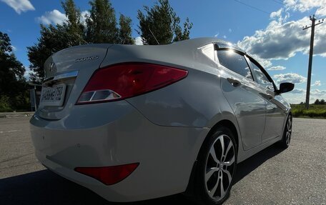 Hyundai Solaris II рестайлинг, 2015 год, 1 000 000 рублей, 9 фотография