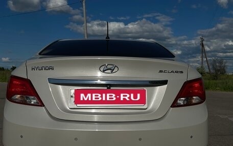 Hyundai Solaris II рестайлинг, 2015 год, 1 000 000 рублей, 7 фотография