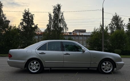 Mercedes-Benz E-Класс, 1996 год, 399 999 рублей, 4 фотография