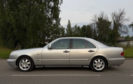 Mercedes-Benz E-Класс, 1996 год, 399 999 рублей, 8 фотография