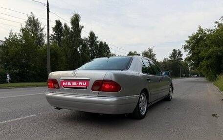 Mercedes-Benz E-Класс, 1996 год, 399 999 рублей, 5 фотография