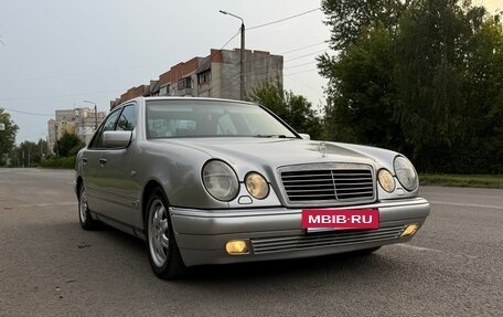 Mercedes-Benz E-Класс, 1996 год, 399 999 рублей, 3 фотография