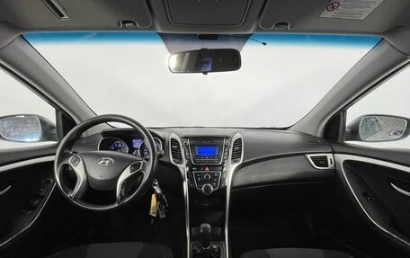 Hyundai i30 II рестайлинг, 2013 год, 850 000 рублей, 10 фотография