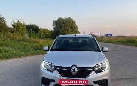 Renault Logan II, 2020 год, 890 000 рублей, 8 фотография