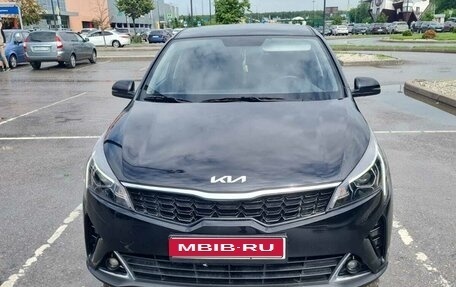 KIA Rio IV, 2021 год, 1 760 000 рублей, 1 фотография