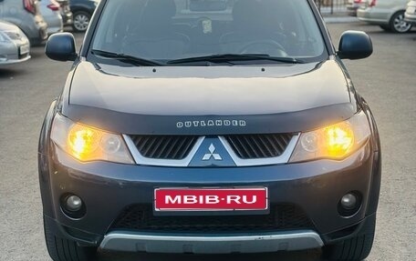 Mitsubishi Outlander III рестайлинг 3, 2008 год, 900 000 рублей, 1 фотография