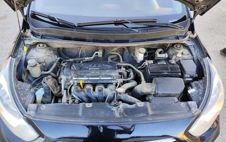 Hyundai Solaris II рестайлинг, 2011 год, 750 000 рублей, 11 фотография