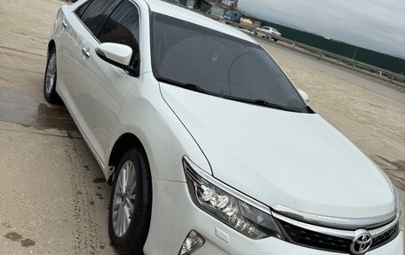 Toyota Camry, 2017 год, 2 140 000 рублей, 3 фотография