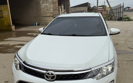 Toyota Camry, 2017 год, 2 140 000 рублей, 8 фотография
