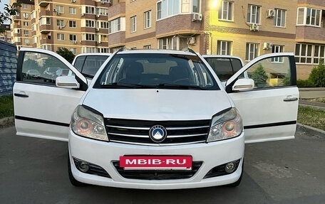 Geely MK Cross I, 2012 год, 270 000 рублей, 3 фотография