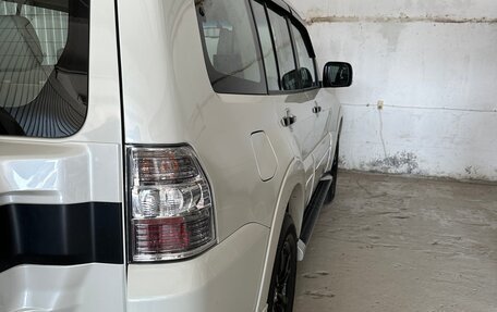 Mitsubishi Pajero IV, 2019 год, 3 950 000 рублей, 2 фотография