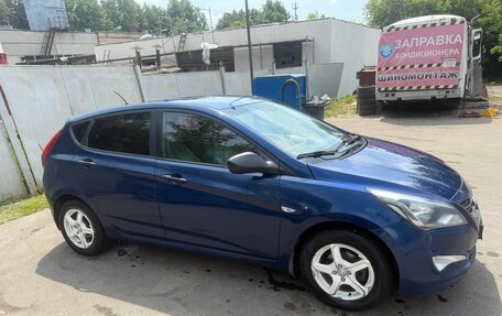 Hyundai Solaris II рестайлинг, 2015 год, 775 000 рублей, 2 фотография