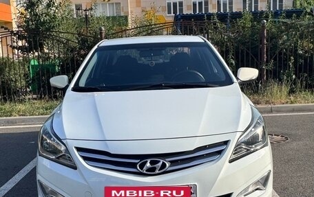 Hyundai Solaris II рестайлинг, 2014 год, 770 000 рублей, 3 фотография