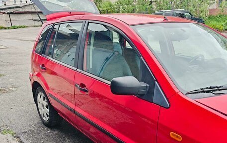 Ford Fusion I, 2004 год, 360 000 рублей, 4 фотография