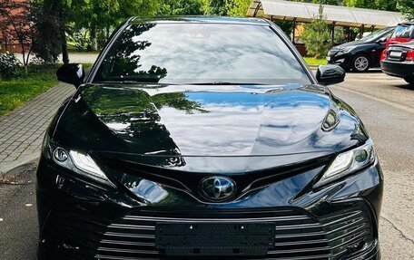 Toyota Camry, 2022 год, 3 850 000 рублей, 3 фотография