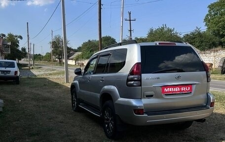 Toyota Land Cruiser Prado 120 рестайлинг, 2007 год, 2 380 000 рублей, 2 фотография