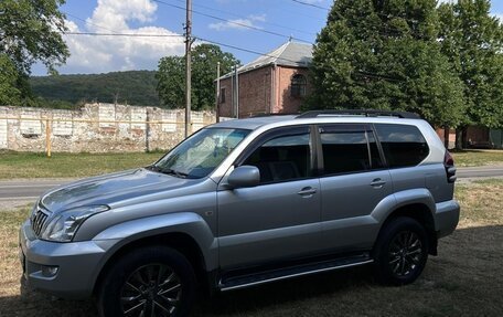 Toyota Land Cruiser Prado 120 рестайлинг, 2007 год, 2 380 000 рублей, 12 фотография
