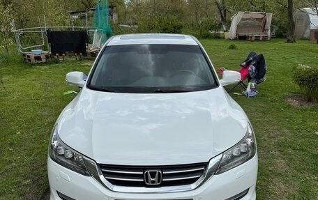 Honda Accord IX рестайлинг, 2013 год, 1 990 000 рублей, 8 фотография