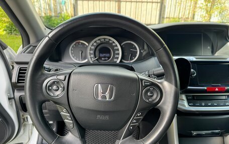Honda Accord IX рестайлинг, 2013 год, 1 990 000 рублей, 16 фотография