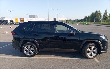 Toyota RAV4, 2020 год, 3 285 000 рублей, 7 фотография