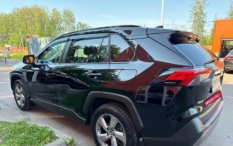 Toyota RAV4, 2020 год, 3 285 000 рублей, 3 фотография