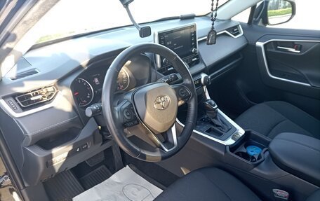 Toyota RAV4, 2020 год, 3 285 000 рублей, 13 фотография