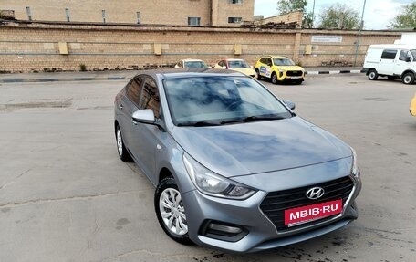 Hyundai Solaris II рестайлинг, 2018 год, 1 250 000 рублей, 1 фотография