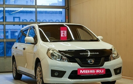 Nissan AD III, 2015 год, 590 000 рублей, 2 фотография