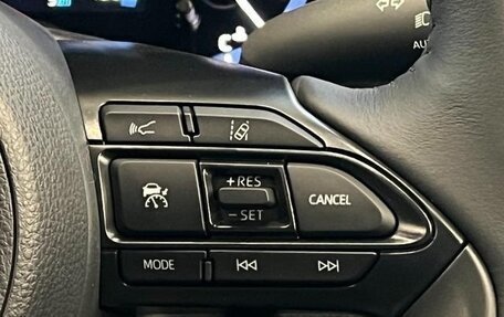 Toyota Yaris Cross, 2022 год, 1 650 000 рублей, 10 фотография