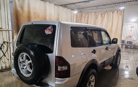 Mitsubishi Pajero III рестайлинг, 2002 год, 700 000 рублей, 3 фотография