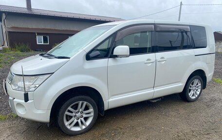 Mitsubishi Delica D:5 I, 2013 год, 2 000 000 рублей, 4 фотография