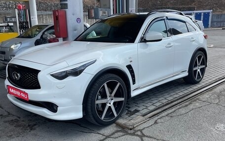 Infiniti FX II, 2010 год, 2 000 000 рублей, 3 фотография