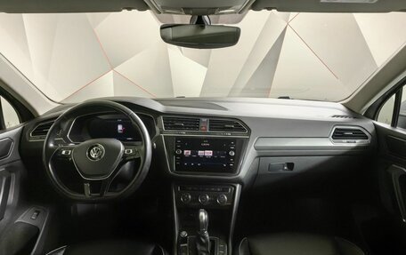 Volkswagen Tiguan II, 2018 год, 2 175 000 рублей, 10 фотография