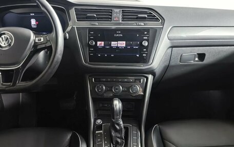 Volkswagen Tiguan II, 2018 год, 2 175 000 рублей, 11 фотография