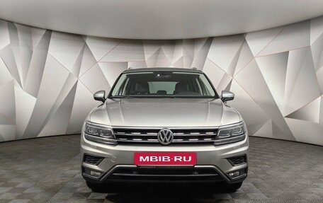 Volkswagen Tiguan II, 2018 год, 2 175 000 рублей, 7 фотография