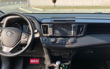 Toyota RAV4, 2018 год, 2 899 000 рублей, 6 фотография