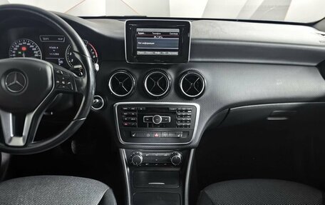 Mercedes-Benz A-Класс, 2015 год, 1 449 000 рублей, 11 фотография