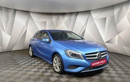 Mercedes-Benz A-Класс, 2015 год, 1 449 000 рублей, 3 фотография