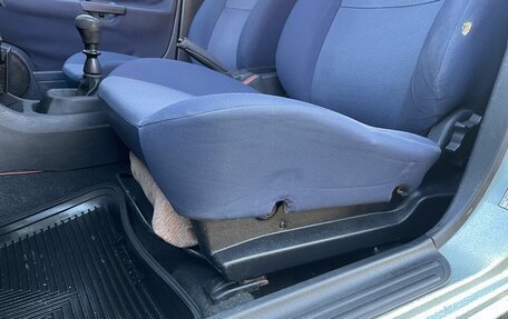 Mitsubishi Carisma I, 2003 год, 255 000 рублей, 10 фотография