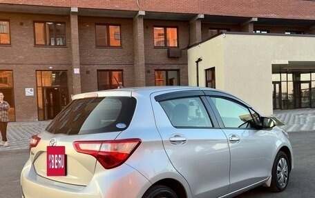 Toyota Vitz, 2018 год, 980 000 рублей, 2 фотография