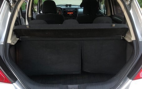Nissan Tiida, 2010 год, 850 000 рублей, 6 фотография
