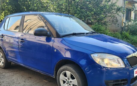 Skoda Fabia II, 2010 год, 380 000 рублей, 2 фотография