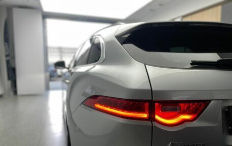 Jaguar F-Pace, 2017 год, 2 800 000 рублей, 9 фотография