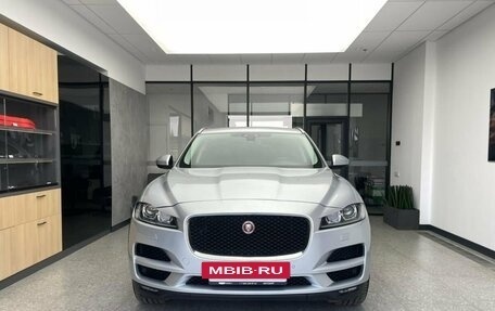 Jaguar F-Pace, 2017 год, 2 800 000 рублей, 2 фотография