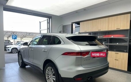 Jaguar F-Pace, 2017 год, 2 800 000 рублей, 6 фотография