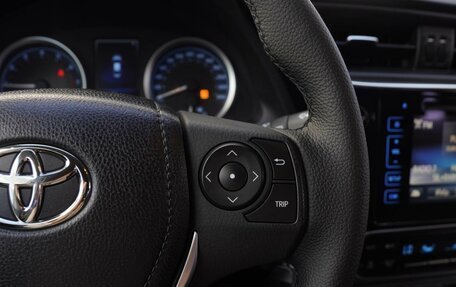 Toyota Corolla, 2018 год, 1 690 000 рублей, 15 фотография