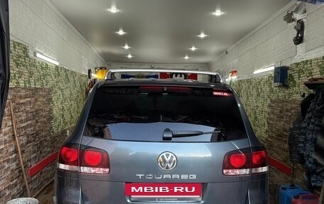 Volkswagen Touareg III, 2005 год, 890 000 рублей, 13 фотография